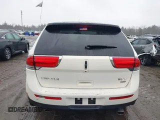 2013 Lincoln MKX with VIN 2LMDJ8JK8DBL23732, listed as a IAAI auction lot 41670920 with 103,782 mi miles. Bid and sale history available at carsss.com. Image 16.
