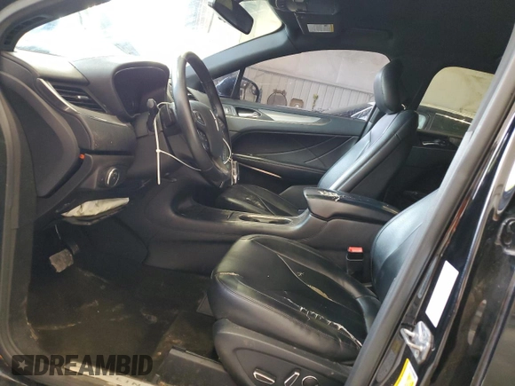 2016 Lincoln MKC Premier with VIN 5LMCJ1C94GUJ21815, listed as a Copart auction lot 61552955 with 172,142 mi miles and Non repairable. Bid and sale history available at DreamBid. Image 7.