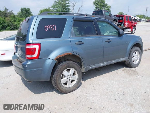 2012 Ford Escape XLT z VIN 1FMCU0D73CKB57521, wystawiony jako IAAI lot #42380937 z przebiegiem 155 558 mil mil oraz . Historia ofert i sprzedaży dostępna na DreamBid. Obrazek 4.