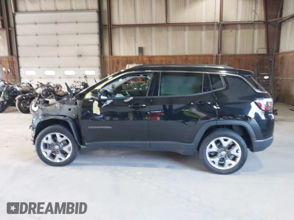 2020 Jeep Compass Limited with VIN 3C4NJDCB5LT235556, listed as a IAAI auction lot 40878726 with 30,590 mi miles and . Bid and sale history available at carsss.com. Image 15.