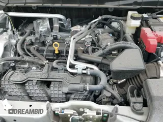 2025 Mitsubishi Outlander SE z VIN JA4J4VA83SZ016874, wystawiony jako IAAI lot #43491496 z przebiegiem 8 726 mil mil oraz . Historia ofert i sprzedaży dostępna na DreamBid. Obrazek 19.