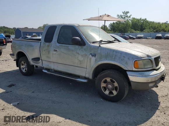 2003 Ford F-150 z VIN 2FTRX08W83CB03269, wystawiony jako Copart lot #63915625 z przebiegiem 150 127 mil mil oraz Czysty tytuł • Clean title. Historia ofert i sprzedaży dostępna na DreamBid. Obrazek 4.