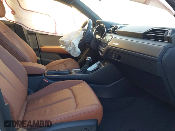 2024 Audi Q3 S line Premium Plus with VIN WA1EECF36R1152747, listed as a IAAI auction lot 42110619 with 16,926 mi miles and . Bid and sale history available at DreamBid. Image 5.