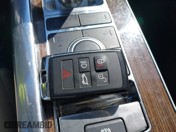 2018 Land Rover Range Rover Sport HSE with VIN SALWR2RV9JA411024, listed as a IAAI auction lot 41902083 with 111,216 mi miles and . Bid and sale history available at DreamBid. Image 11.
