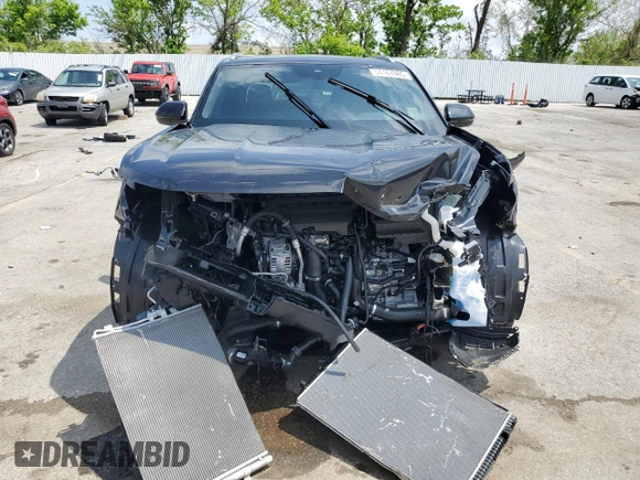 2024 Volkswagen Atlas SE z VIN 1V2JE2CA8RC256547, wystawiony jako Copart lot #54167985 z przebiegiem 3 769 mil mil oraz Szkoda całkowita • Salvage title. Historia ofert i sprzedaży dostępna na DreamBid. Obrazek 5.