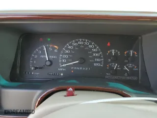 2000 Cadillac Escalade with VIN 1GYEK63R8YR228214, listed as a Copart auction lot 73567434 with 235,399 mi miles and Salvage Title. Bid and sale history available at carsss.com. Image 9.