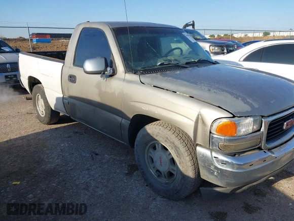 2001 GMC New Sierra 1500 SL with VIN 1GTEC14V81Z333066, listed as a IAAI auction lot 41959464 with 417,637 mi miles. Bid and sale history available at carsss.com. Image 13.