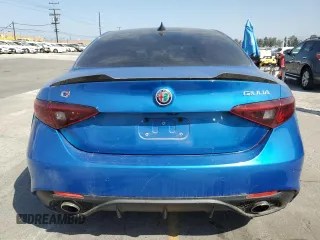 2018 Alfa Romeo Giulia Ti Sport with VIN ZARFAECN6J7597861, listed as a Copart auction lot 61804355 with Not provided miles and Clean title. Bid and sale history available at DreamBid. Image 6.