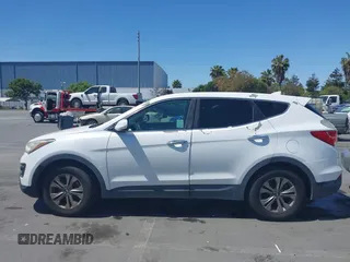 2016 Hyundai Santa Fe z VIN 5XYZT3LB9GG322900, wystawiony jako IAAI lot #42417788 z przebiegiem 160 621 mil mil oraz . Historia ofert i sprzedaży dostępna na DreamBid. Obrazek 14.