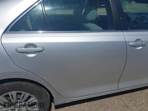 2014 Toyota Camry L with VIN 4T4BF1FK2ER433410, listed as a IAAI auction lot 41827639 with 191,842 mi miles. Bid and sale history available at carsss.com. Image 22.