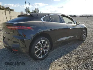 2019 Jaguar I-PACE HSE with VIN SADHD2S12K1F76136, listed as a Copart auction lot 84889804 with 0 mi miles and Salvage Title. Bid and sale history available at carsss.com. Image 3.