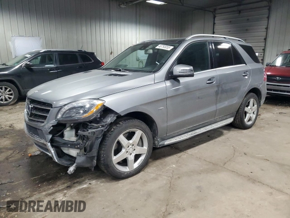 2012 Mercedes-Benz M 550 z VIN 4JGDA7DB3CA096915, wystawiony jako Copart lot #46793055 z przebiegiem 118 985 mil mil oraz Czysty tytuł • Clean title. Historia ofert i sprzedaży dostępna na DreamBid. Obrazek 1.