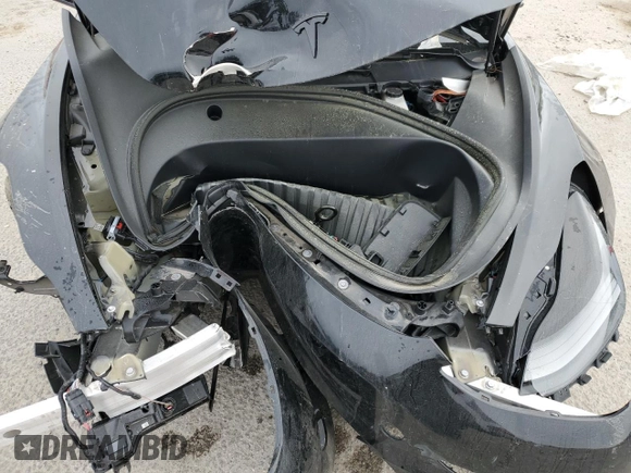 2023 Tesla Model 3 z VIN 5YJ3E1EA7PF668511, wystawiony jako Copart lot #51055725 z przebiegiem 53 594 mil mil oraz Szkoda całkowita • Salvage title. Historia ofert i sprzedaży dostępna na DreamBid. Obrazek 11.