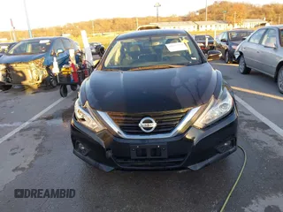2018 Nissan Altima SR with VIN 1N4AL3AP7JC129741, listed as a IAAI auction lot 40923554 with 161,218 mi miles and . Bid and sale history available at carsss.com. Image 12.