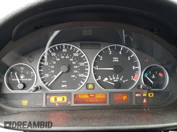 2004 BMW 3 Series 330i with VIN WBAEV534X4KM34923, listed as a Copart auction lot 81087664 with 170,086 mi miles and Clean Title. Bid and sale history available at carsss.com. Image 9.