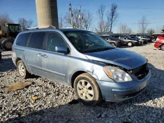 2007 Hyundai Entourage GLS z VIN KNDMC233776012941, wystawiony jako Copart lot #51770505 z przebiegiem 172 633 mil mil oraz Tytuł czysty. Historia ofert i sprzedaży dostępna na DreamBid. Obrazek 4.