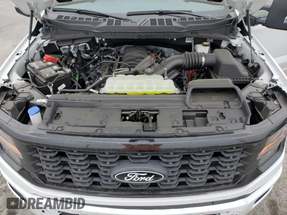 2024 Ford F-150 z VIN 1FTFX2L52RKF00574, wystawiony jako Copart lot #50767795 z przebiegiem 920 mil mil oraz Szkoda całkowita • Salvage title. Historia ofert i sprzedaży dostępna na DreamBid. Obrazek 11.