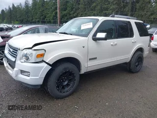 2007 Ford Explorer Limited z VIN 1FMEU75807UA80903, wystawiony jako IAAI lot #42304263 z przebiegiem 163 070 mil mil oraz . Historia ofert i sprzedaży dostępna na DreamBid. Obrazek 17.