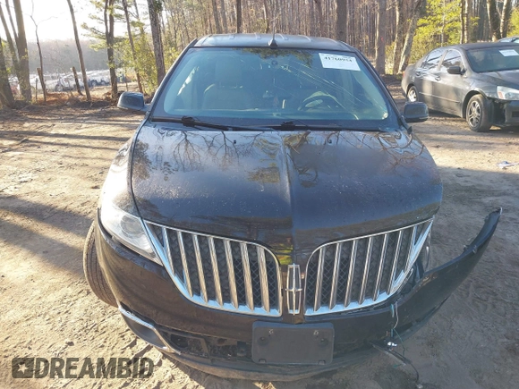 2013 Lincoln MKX with VIN 2LMDJ6JK8DBL60753, listed as a IAAI auction lot 41760954 with 121,714 mi miles. Bid and sale history available at carsss.com. Image 12.