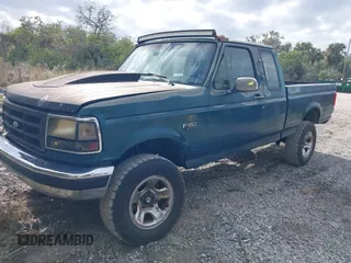1993 Ford F-150 z VIN 1FTEX15N7PKB65960, wystawiony jako IAAI lot #41306323 z przebiegiem Nie podano mil oraz . Historia ofert i sprzedaży dostępna na DreamBid. Obrazek 2.