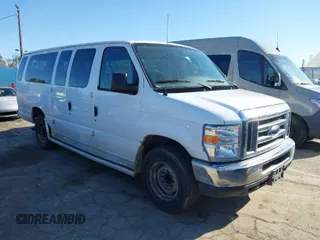 2008 Ford Econoline Passenger XL with VIN 1FBSS31L18DB11131, listed as a IAAI auction lot 41841565 with 207,739 mi miles and . Bid and sale history available at DreamBid. Image 1.