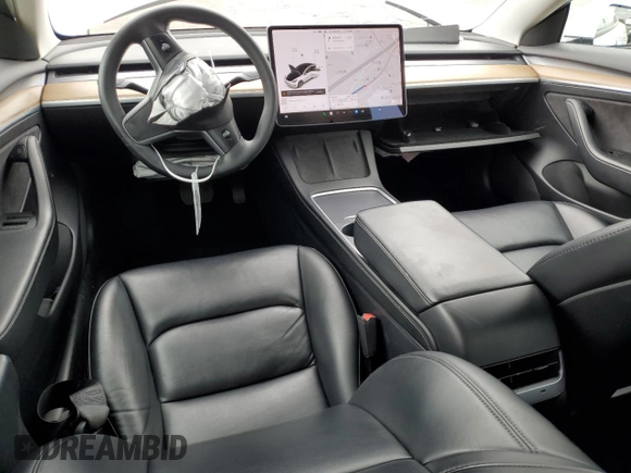 2021 Tesla Model 3 Standard Range Plus z VIN 5YJ3E1EA9MF017537, wystawiony jako Copart lot #55421165 z przebiegiem 40 681 mil mil oraz Szkoda całkowita • Salvage title. Historia ofert i sprzedaży dostępna na DreamBid. Obrazek 8.