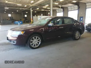 2012 Lincoln MKZ z VIN 3LNHL2GC0CR837403, wystawiony jako Copart lot #55986825 z przebiegiem 180 771 mil mil oraz Szkoda całkowita • Salvage title. Historia ofert i sprzedaży dostępna na DreamBid. Obrazek 1.