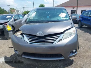 2014 Toyota Sienna XLE с VIN 5TDYK3DC8ES451829, выставлен на аукционе IAAI как лот 42689122 с пробегом 104 729 миль миль и . История ставок и продаж доступна на DreamBid. Изображение 12.