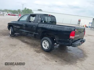 2000 Dodge Dakota Sport с VIN 1B7GL2AX5YS775200, выставлен на аукционе IAAI как лот 42113896 с пробегом 224 337 миль миль и . История ставок и продаж доступна на DreamBid. Изображение 3.
