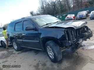 2008 GMC Yukon Denali with VIN 1GKFK63888J139246, listed as a IAAI auction lot 41649830 with 328,472 mi miles. Bid and sale history available at carsss.com. Image 14.