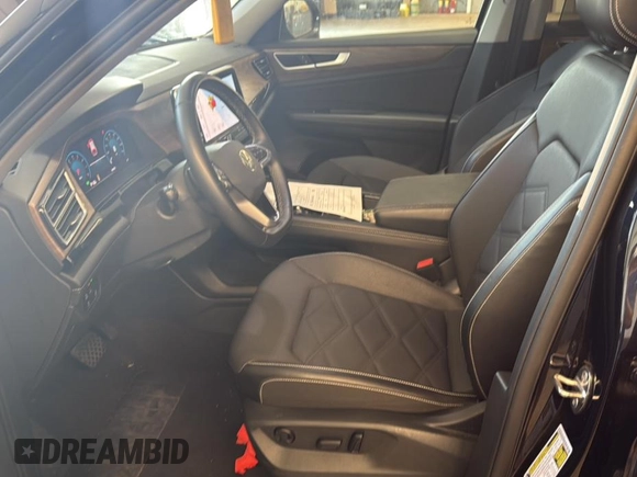 2024 Volkswagen Atlas SE with VIN 1V2HR2CA2RC553977, listed as a IAAI auction lot 42731405 with 24,692 mi miles and . Bid and sale history available at DreamBid. Image 9.