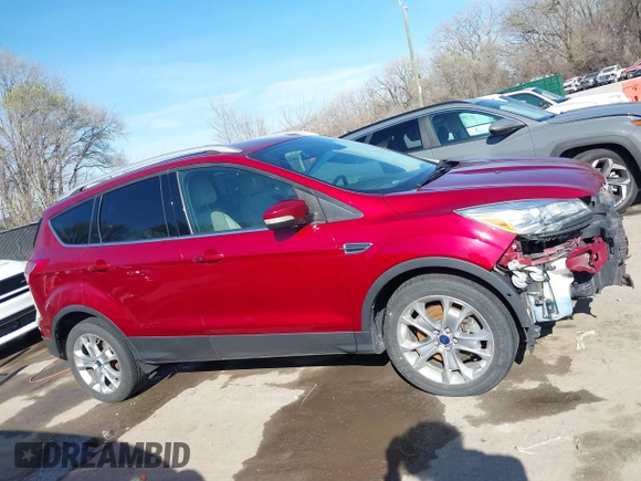 2014 Ford Escape Titanium with VIN 1FMCU9J97EUB79748, listed as a IAAI auction lot 41884915 with 197,899 mi miles. Bid and sale history available at carsss.com. Image 13.