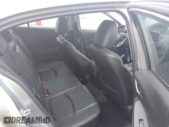 2014 Mazda 3 i Grand Touring z VIN 3MZBM1M73EM110150, wystawiony jako IAAI lot #42260717 z przebiegiem 104 240 mil mil oraz . Historia ofert i sprzedaży dostępna na DreamBid. Obrazek 8.