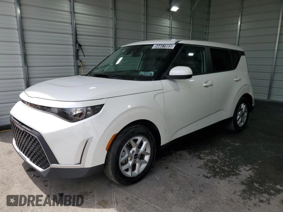 2025 Kia Soul LX with VIN KNDJ23AU4S7933315, listed as a Copart auction lot 54441985 with 7,691 mi miles and Clean Title. Bid and sale history available at carsss.com. Image 1.