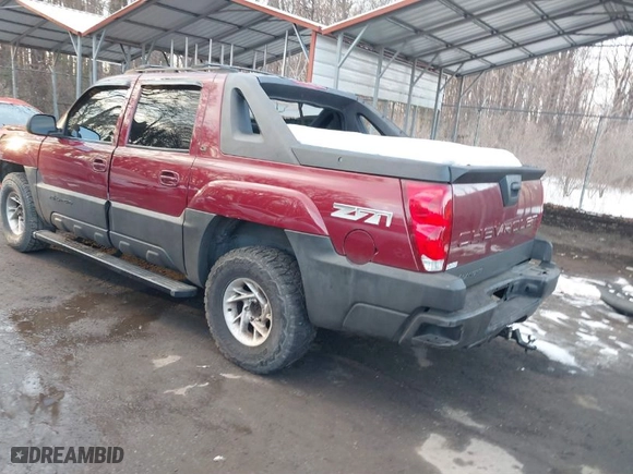 2005 Chevrolet Avalanche Z71 with VIN 3GNEK12ZX5G170135, listed as a IAAI auction lot 41260437 with 307,945 mi miles. Bid and sale history available at carsss.com. Image 3.