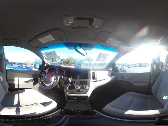 2017 Toyota Sienna LE Auto Access Seat with VIN 5TDKZ3DC5HS786195, listed as a IAAI auction lot 41829226 with 138,047 mi miles. Bid and sale history available at carsss.com. Image 18.