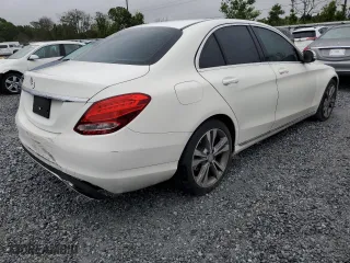 2015 Mercedes-Benz C-Class C 300 with VIN 55SWF4JB7FU086125, listed as a Copart auction lot 52266435 with 140,272 mi miles and Clean Title. Bid and sale history available at carsss.com. Image 3.
