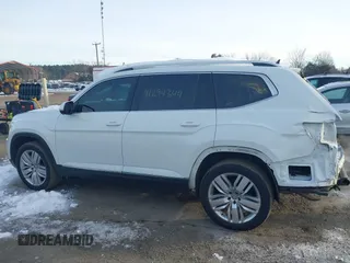 2018 Volkswagen Atlas SEL Premium z VIN 1V2NR2CA5JC503176, wystawiony jako IAAI lot #41294344 z przebiegiem 97 699 mil mil oraz . Historia ofert i sprzedaży dostępna na DreamBid. Obrazek 14.