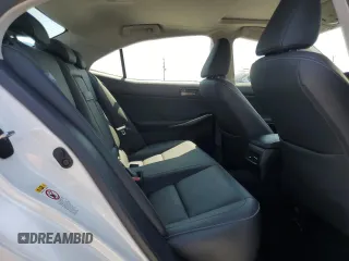 2018 Lexus IS 300 z VIN JTHBA1D22J5077107, wystawiony jako Copart lot #62941135 z przebiegiem 44 754 mil mil oraz Szkoda całkowita • Salvage title. Historia ofert i sprzedaży dostępna na DreamBid. Obrazek 10.