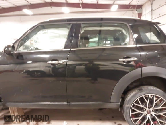 2012 MINI Countryman with VIN WMWZB3C53CWM05133, listed as a IAAI auction lot 41493309 with 114,412 mi miles and . Bid and sale history available at DreamBid. Image 15.
