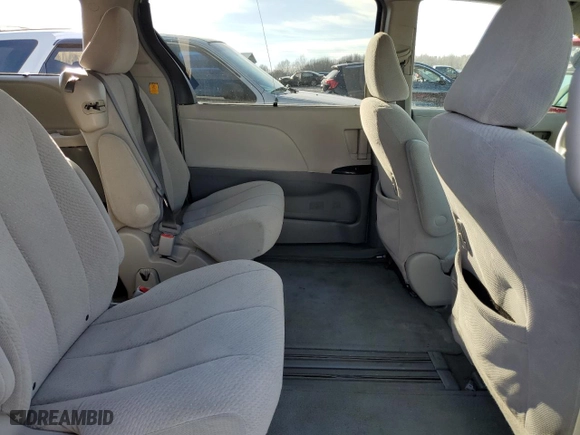 2011 Toyota Sienna LE AAS with VIN 5TDKK3DC0BS109888, listed as a Copart auction lot 68040624 with 96,549 mi miles and Salvage Title. Bid and sale history available at carsss.com. Image 11.
