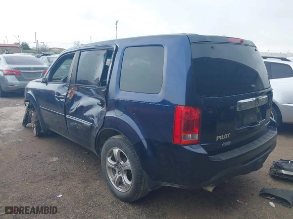 2013 Honda Pilot EX-L with VIN 5FNYF3H51DB016542, listed as a IAAI auction lot 41715115 with 288,778 mi miles. Bid and sale history available at carsss.com. Image 3.