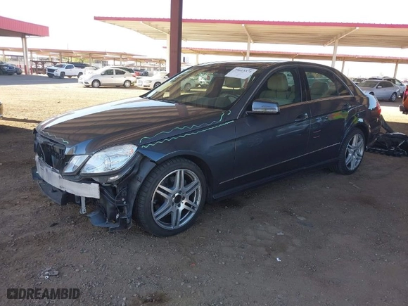 2010 Mercedes-Benz E-Class E 350 Luxury with VIN WDDHF8HB4AA069555, listed as a IAAI auction lot 39613371 with 94,454 mi miles. Bid and sale history available at carsss.com. Image 2.