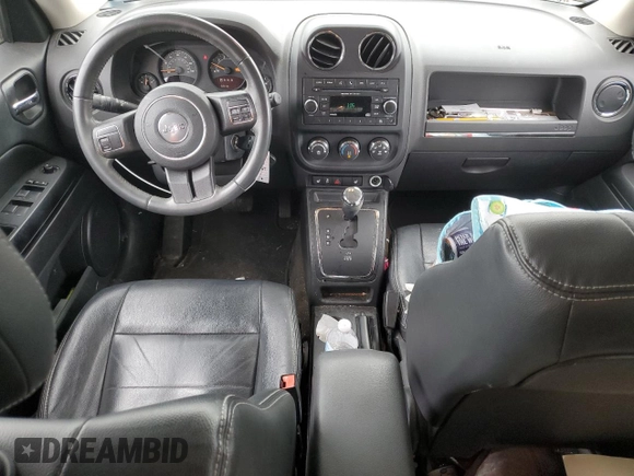2016 Jeep Patriot High Altitude z VIN 1C4NJRFB7GD744956, wystawiony jako Copart lot #53934565 z przebiegiem 73 766 mil mil oraz Szkoda całkowita • Salvage title. Historia ofert i sprzedaży dostępna na DreamBid. Obrazek 8.