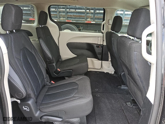 2022 Chrysler Voyager LX with VIN 2C4RC1CG2NR153022, listed as a Copart auction lot 52040355 with 110,588 mi miles and Clean Title. Bid and sale history available at carsss.com. Image 11.