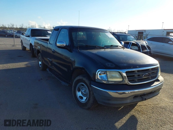 2002 Ford F-150 XL with VIN 2FTRX17282CA94608, listed as a IAAI auction lot 41215380 with 1 mi miles. Bid and sale history available at carsss.com. Image 1.