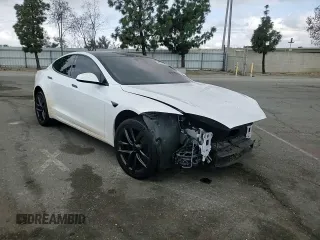 2022 Tesla Model S with VIN 5YJSA1E53NF492855, listed as a Copart auction lot 54545185 with 62,856 mi miles and Salvage title. Bid and sale history available at DreamBid. Image 14.