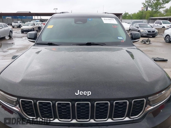 2021 Jeep Grand Cherokee Limited z VIN 1C4RJJBG5M8154148, wystawiony jako IAAI lot #42138655 z przebiegiem 58 631 mil mil oraz . Historia ofert i sprzedaży dostępna na DreamBid. Obrazek 6.
