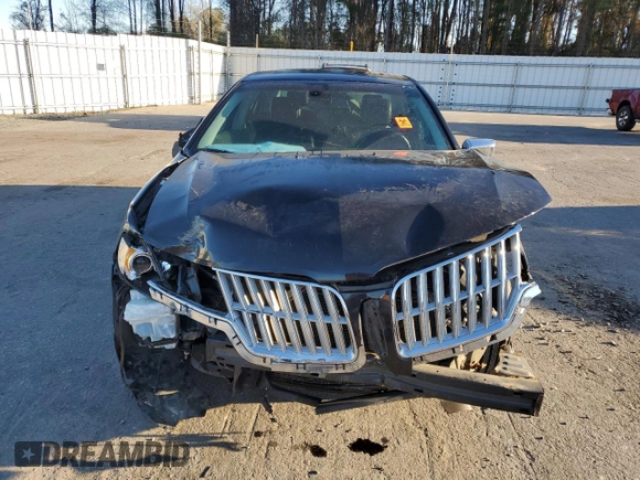 2012 Lincoln MKZ with VIN 3LNHL2JC1CR836575, listed as a Copart auction lot 49489905 with 132,890 mi miles and Salvage Title. Bid and sale history available at DreamBid. Image 5.