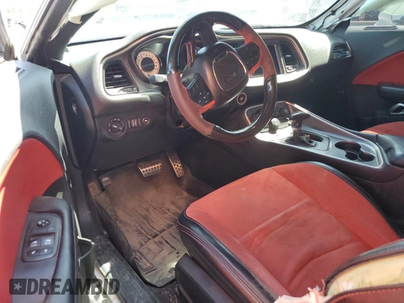 2019 Dodge Challenger R/T Scat Pack Widebody z VIN 2C3CDZFJ3KH740893, wystawiony jako Copart lot #59661204 z przebiegiem 78 203 mil mil oraz Szkoda całkowita • Salvage title. Historia ofert i sprzedaży dostępna na DreamBid. Obrazek 8.